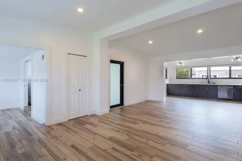 11431 SW 40th Terrace Miami FL 33165