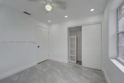 10791 SW 10th Place Davie FL 33324