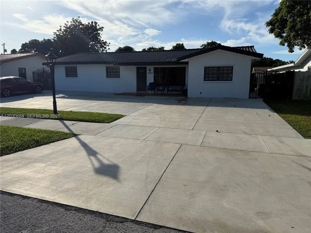 10812 SW 33rd Street Miami FL 33165