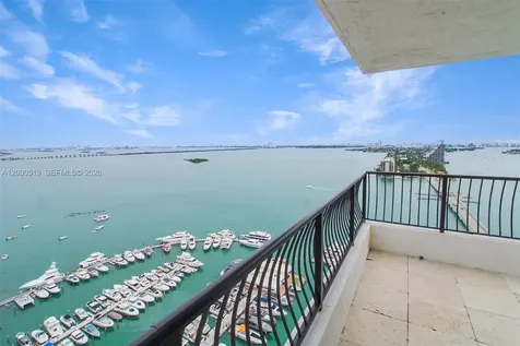 555 NE 15th Street Miami FL 33132