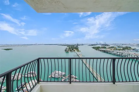 555 NE 15th Street Miami FL 33132