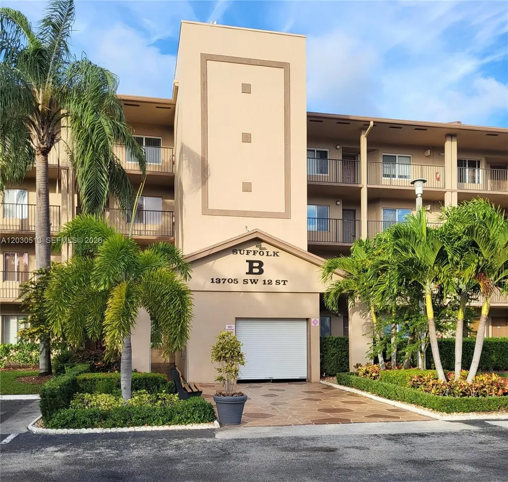 13705 SW 12th Street Pembroke Pines FL 33027