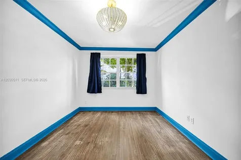 1605 Michigan Avenue Miami Beach FL 33139