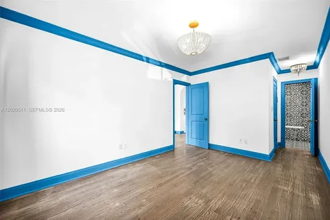 1605 Michigan Avenue Miami Beach FL 33139