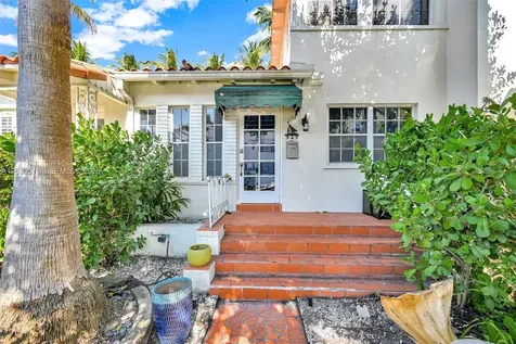 1605 Michigan Avenue Miami Beach FL 33139