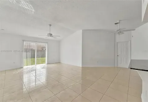 11007 Whitecap Drive Riverview FL 33579