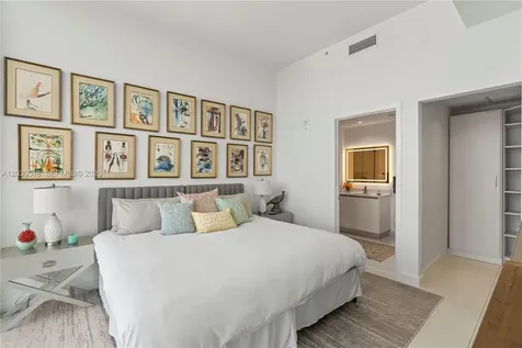 2678 Tigertail Avenue Miami FL 33133
