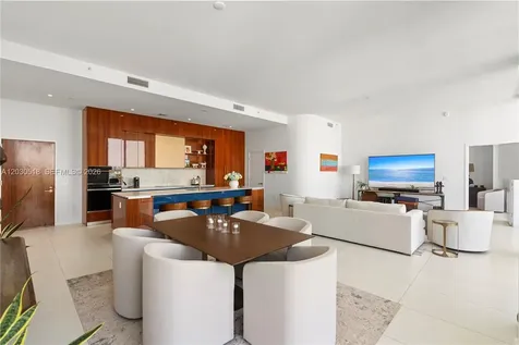 2678 Tigertail Avenue Miami FL 33133