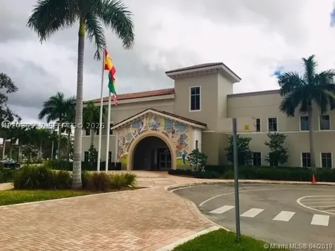 5252 NW 85th Avenue Doral FL 33166