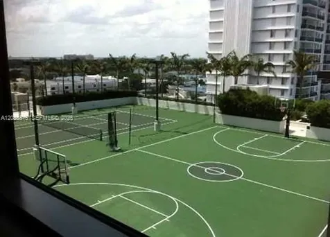 2201 Collins Avenue Miami Beach FL 33139