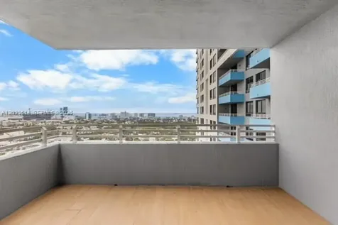 1330 West Avenue Miami Beach FL 33139