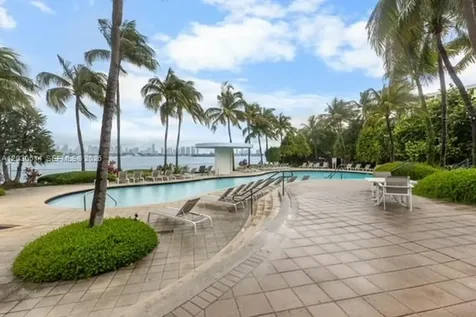 1330 West Avenue Miami Beach FL 33139