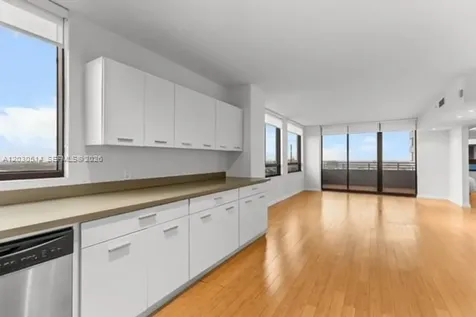 1330 West Avenue Miami Beach FL 33139