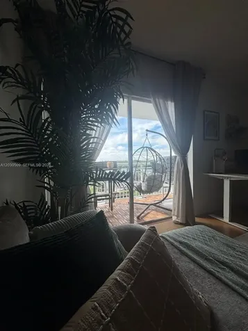 400 Kings Point Drive Sunny Isles Beach FL 33160