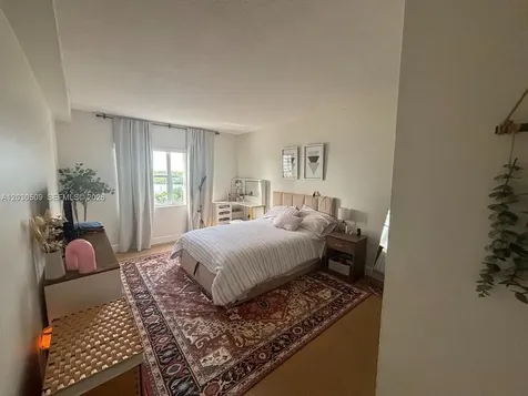 400 Kings Point Drive Sunny Isles Beach FL 33160