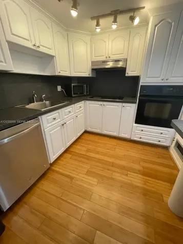 400 Kings Point Drive Sunny Isles Beach FL 33160