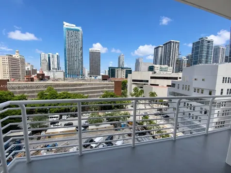 234 NE 3rd Street Miami FL 33132