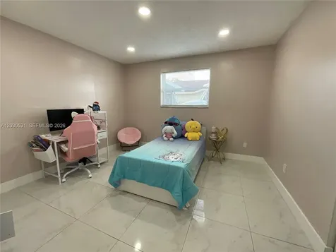 1905 SW 100th Avenue Miramar FL 33025