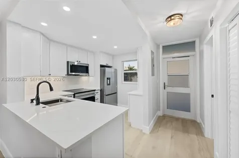 1770 S Ocean Boulevard Lauderdale By The Sea FL 33062