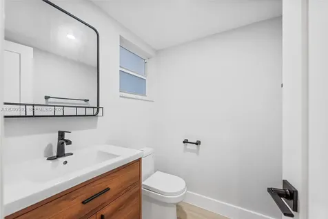 1770 S Ocean Boulevard Lauderdale By The Sea FL 33062