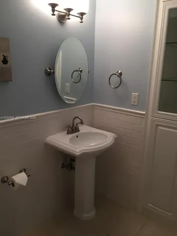 11213 SW 88 Street Miami FL 33176