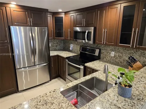 11213 SW 88 Street Miami FL 33176