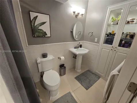 11213 SW 88 Street Miami FL 33176