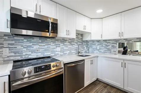 2800 N Palm Aire Drive Pompano Beach FL 33069