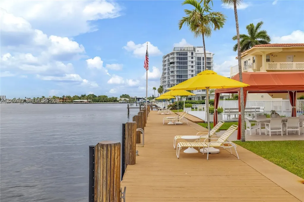 341 N Birch Road Fort Lauderdale FL 33304