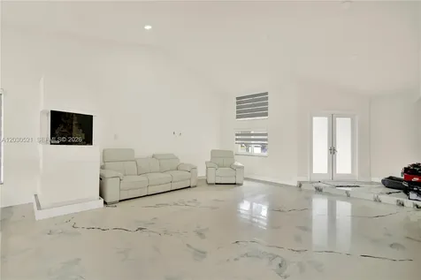 6661 SW 127th Path Miami FL 33183