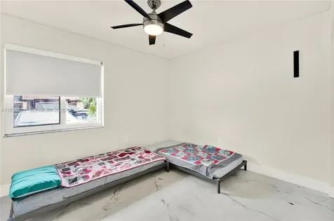 6661 SW 127th Path Miami FL 33183