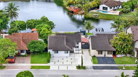 6661 SW 127th Path Miami FL 33183