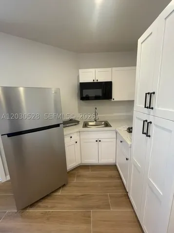 6801 SW 22nd Street Miami FL 33155