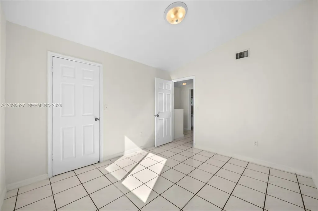 413 SE 22nd Street Fort Lauderdale FL 33316