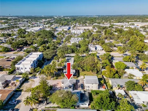 413 SE 22nd Street Fort Lauderdale FL 33316