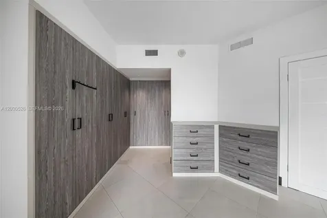 60 SW 13th Street Miami FL 33130