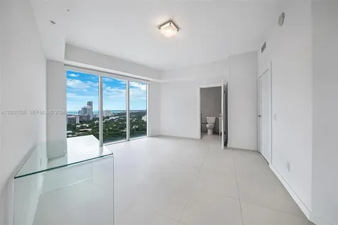 60 SW 13th Street Miami FL 33130