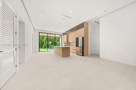 1910 SW 33rd Avenue Miami FL 33145