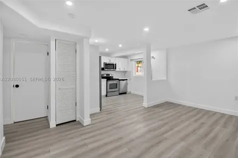 428 NW 97th Street Miami FL 33150