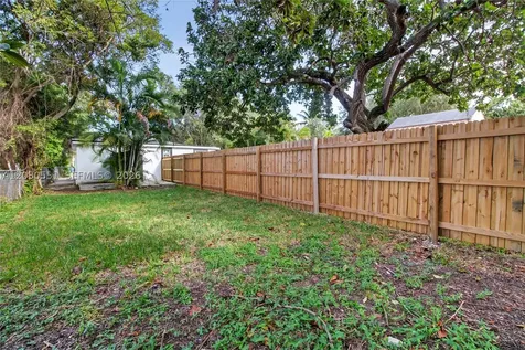428 NW 97th Street Miami FL 33150