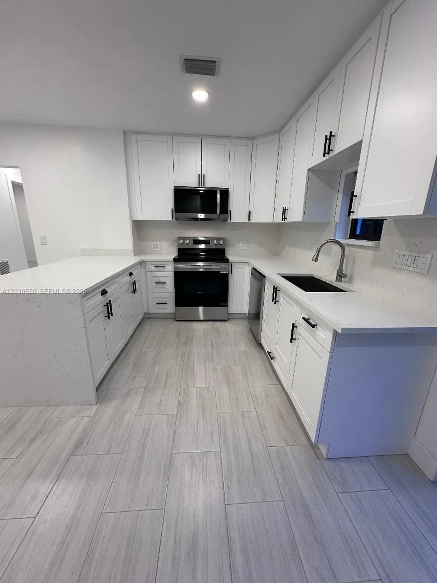 2750 Washington Street Hollywood FL 33020