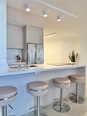 1881 Washington Avenue Miami Beach FL 33139