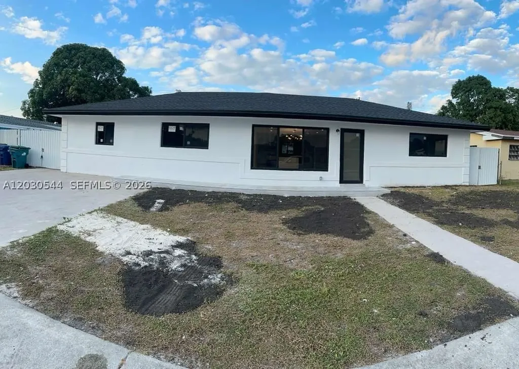 2041 NW 190th Terrace Miami Gardens FL 33056