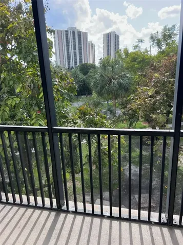 3301 N Country Club Drive Aventura FL 33180