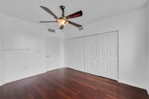 275 NE 18th Street Miami FL 33132