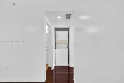 275 NE 18th Street Miami FL 33132