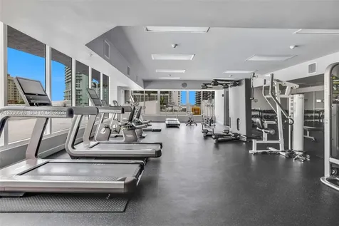 275 NE 18th Street Miami FL 33132