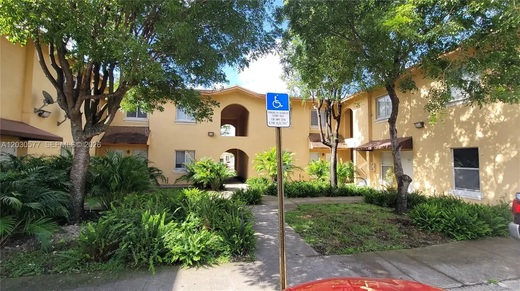33 E 20th Street Hialeah FL 33010