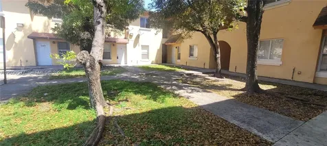 33 E 20th Street Hialeah FL 33010