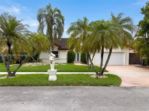 16571 SW 145th Avenue Miami FL 33177